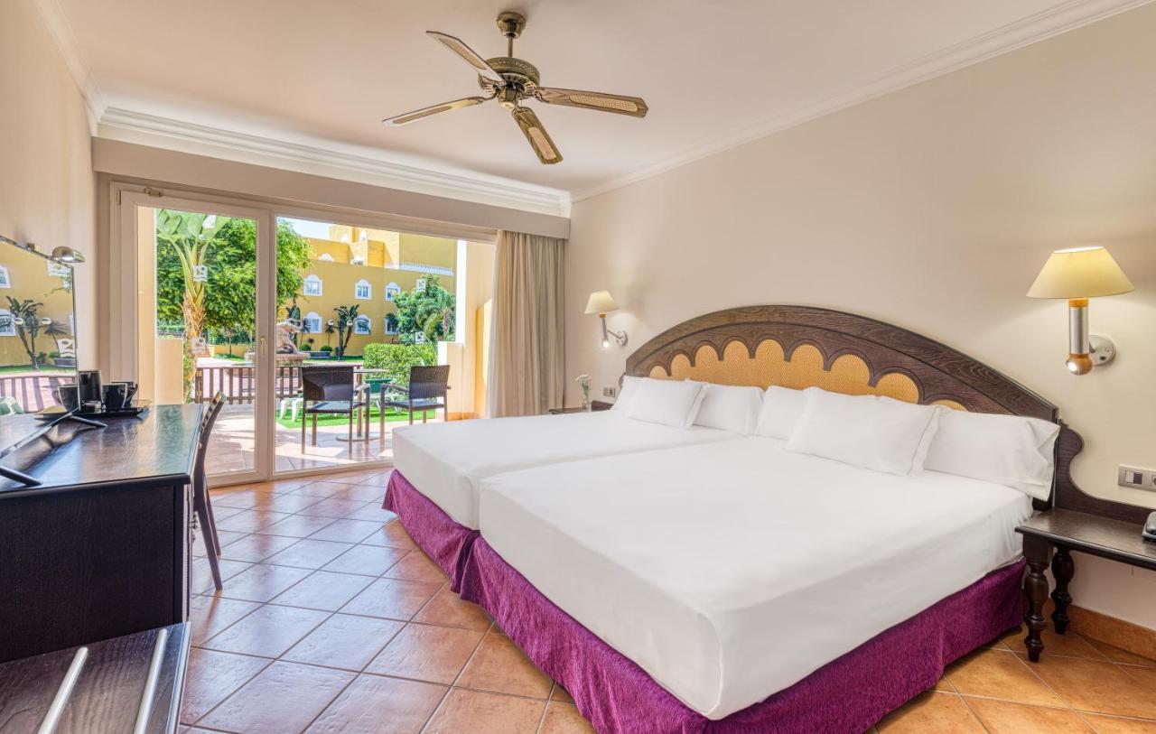 Superior Triple Room with Sea View,967019854:JPEG